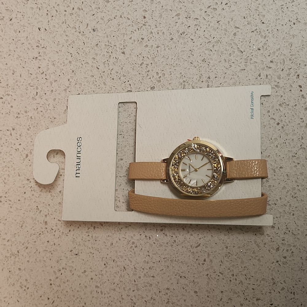 Maurices NWT Adjustable Bracelet Sparkle Watch Wrap. - Picture 2 of 6